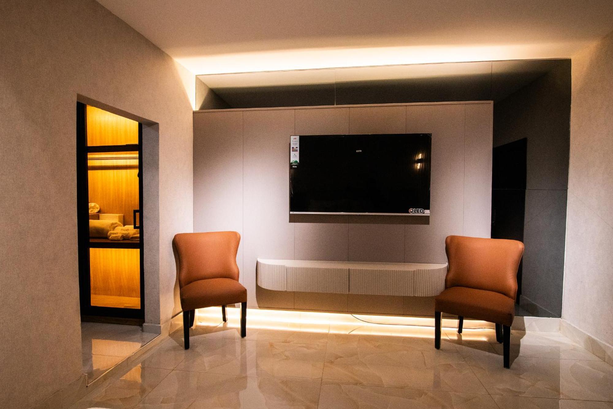 Lovera Hotel Santiago De Los Caballeros Buitenkant foto